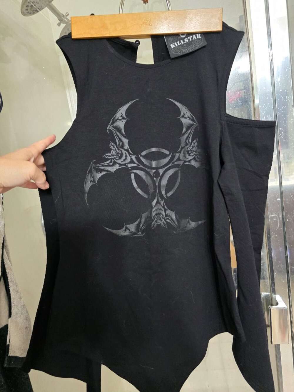 Voxy cold shoulder shirt